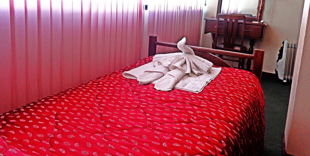 Hotel Alexander ลาปาซ ภายนอก รูปภาพ